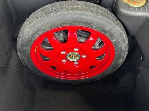 Used 2001 Porsche Boxster image 8