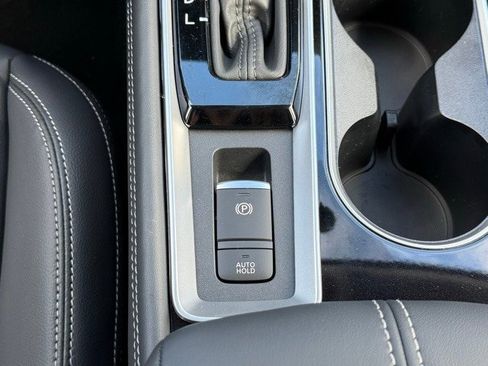 New 2025 Nissan Altima 2.5 SL image 29