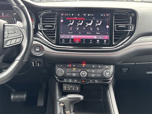 Certified 2024 Dodge Durango GT image 10