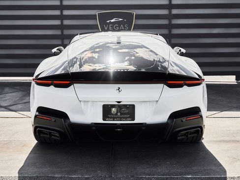 Used 2025 Ferrari 12Cilindri RWD image 16