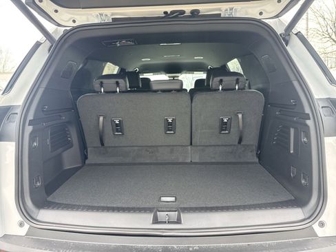 New 2026 Chevrolet Traverse LT w/ Driver Confidence Package image 21