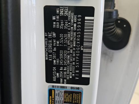 Used 2024 Kia Telluride S w/ S Sunroof Package image 37