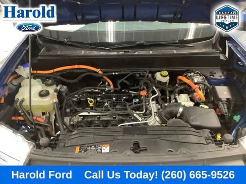 Used 2023 Ford Maverick Lariat FWD image 18