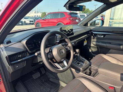 Certified 2026 Honda CR-V Sport Touring image 11