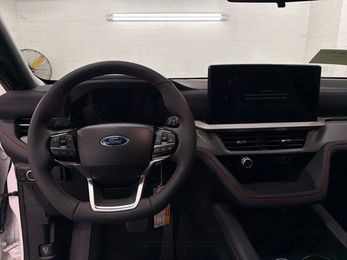New 2026 Ford Explorer ST-Line RWD image 9