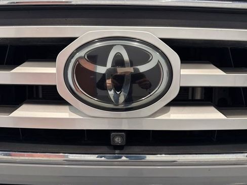 Used 2021 Toyota Tacoma Limited AWD/4WD image 13