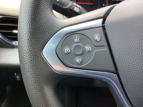 Used 2023 Chevrolet Traverse LS w/ Midnight/Sport Edition FWD image 18