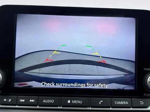 Used 2023 Nissan Rogue SV w/ SV Premium B Package image 15