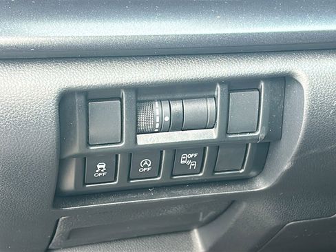 Certified 2023 Subaru Crosstrek 2.5i Sport AWD/4WD image 16