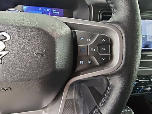 Used 2022 Ford Bronco Black Diamond image 27