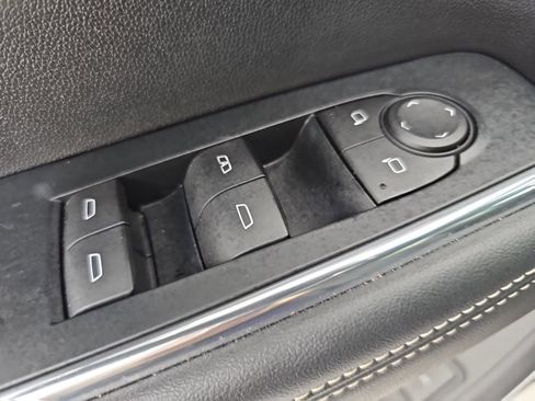 Used 2024 GMC Acadia Elevation FWD image 34