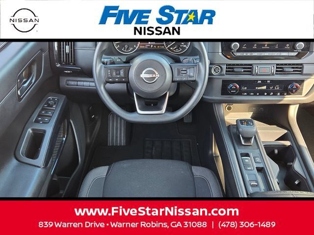 Used 2024 Nissan Pathfinder S FWD image 7