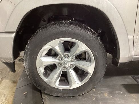 Used 2019 RAM 1500 Limited image 8