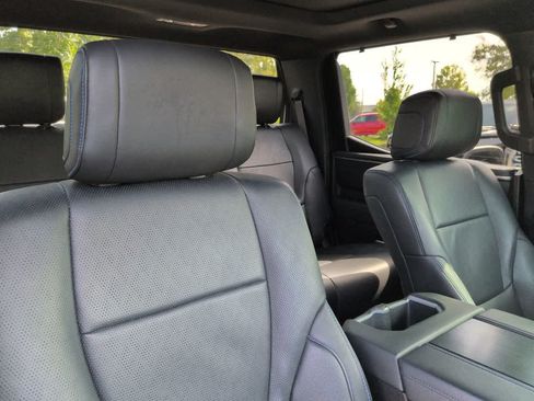 Used 2024 Toyota Tundra Platinum w/ TRD Off-Road Package AWD/4WD image 7