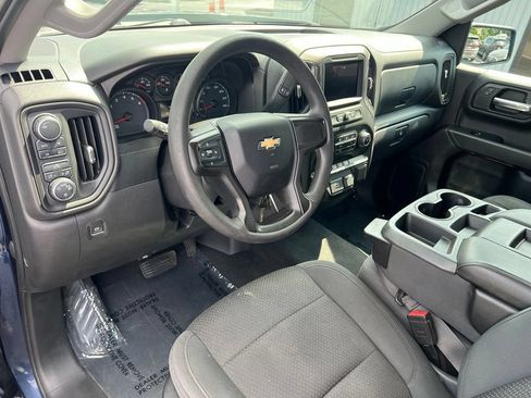 Used 2020 Chevrolet Silverado 1500 Custom w/ Custom Value Package AWD/4WD image 14