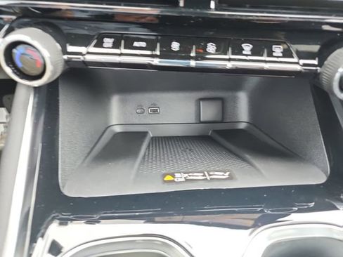 New 2026 Chevrolet Traverse LT w/ Enhanced Driving Package image 29