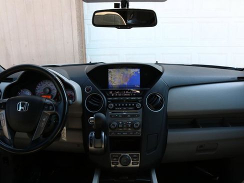 Used 2014 Honda Pilot Touring image 41