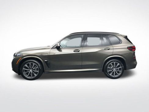New 2026 BMW X5 xDrive50e w/ M Sport Package image 8