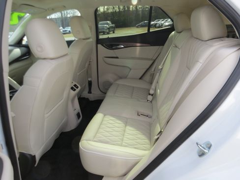 Certified 2023 Buick Envision Avenir image 12