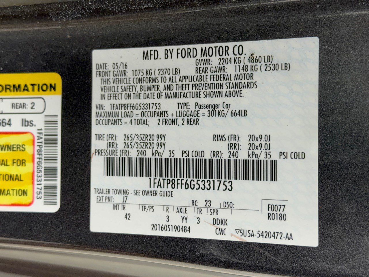 Used 2016 Ford Mustang GT Premium w/ Equipment Group 401A RWD image 32