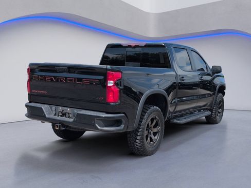 Used 2023 Chevrolet Silverado 1500 ZR2 w/ Technology Package AWD/4WD image 3