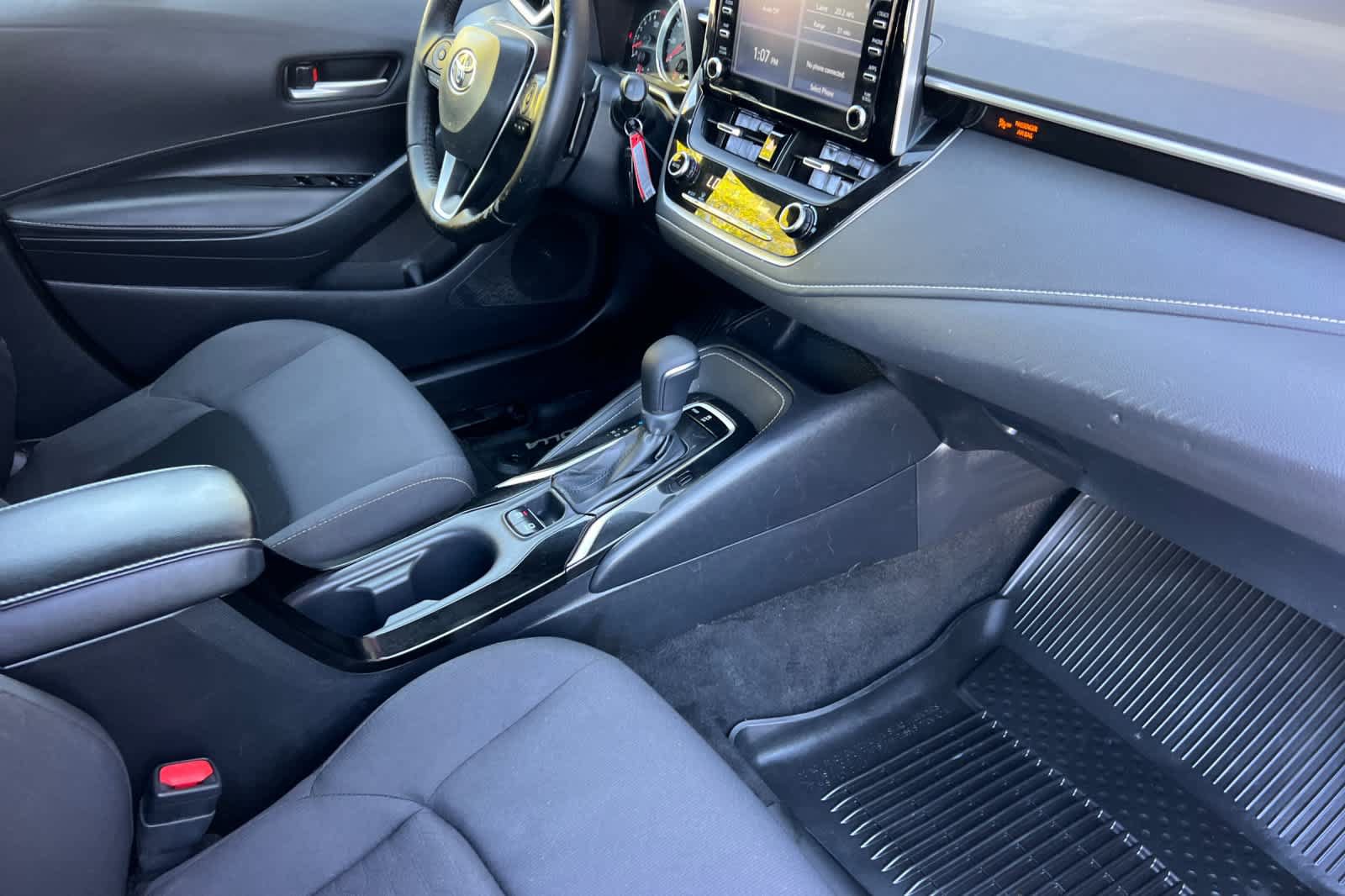 Used 2019 Toyota Corolla SE FWD image 16
