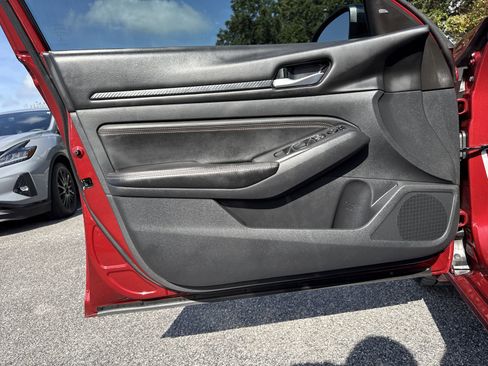 Used 2021 Nissan Altima 2.5 SR image 13