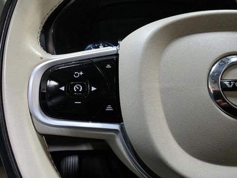 Used 2021 Volvo S60 T5 Momentum w/ Premium Package image 29