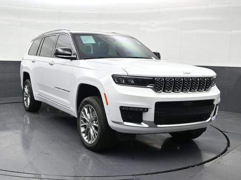 Used 2025 Jeep Grand Cherokee L Summit AWD/4WD image 8