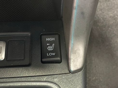 Used 2018 Subaru Forester 2.5i Premium w/ All-Weather Package AWD/4WD image 26