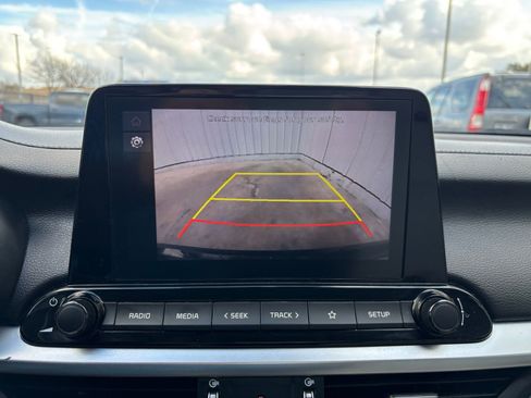 Used 2023 Kia Forte LXS image 24