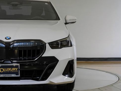 Used 2024 BMW 530i w/ M Sport Package RWD image 50