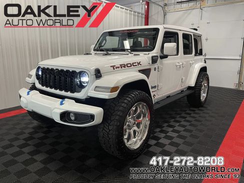Used 2024 Jeep Wrangler High Altitude AWD/4WD image 1
