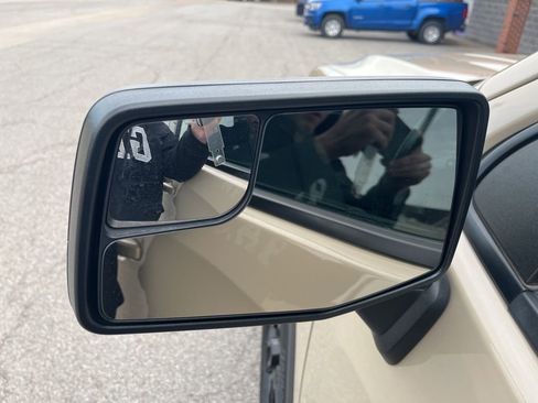 Used 2022 GMC Sierra 1500 Elevation image 40