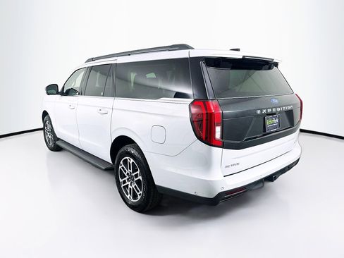 Used 2025 Ford Expedition Max Active image 5