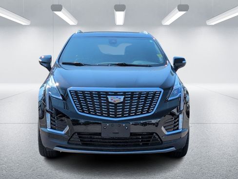 Certified 2025 Cadillac XT5 Premium Luxury image 8