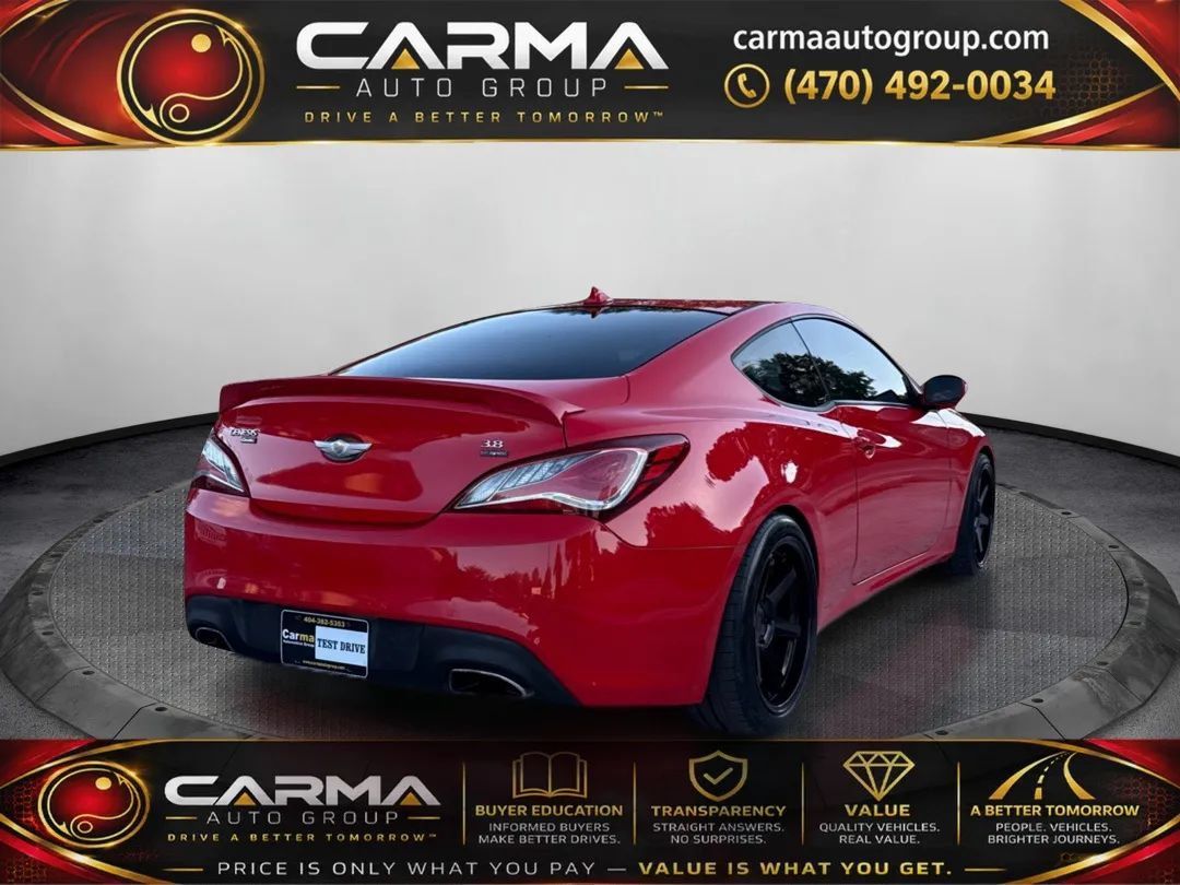 Used 2016 Hyundai Genesis Coupe 3.8 RWD image 5
