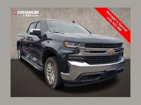 Used 2020 Chevrolet Silverado 1500 LT image 1