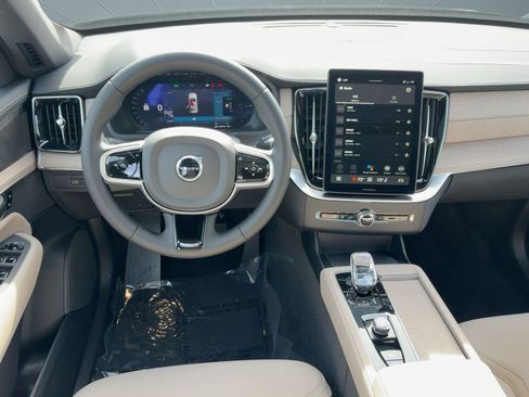 New 2026 Volvo XC90 T8 Plus w/ Protection Package Premier image 28