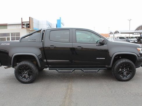 Used 2020 Chevrolet Colorado ZR2 w/ ZR2 Midnight Special Edition image 2