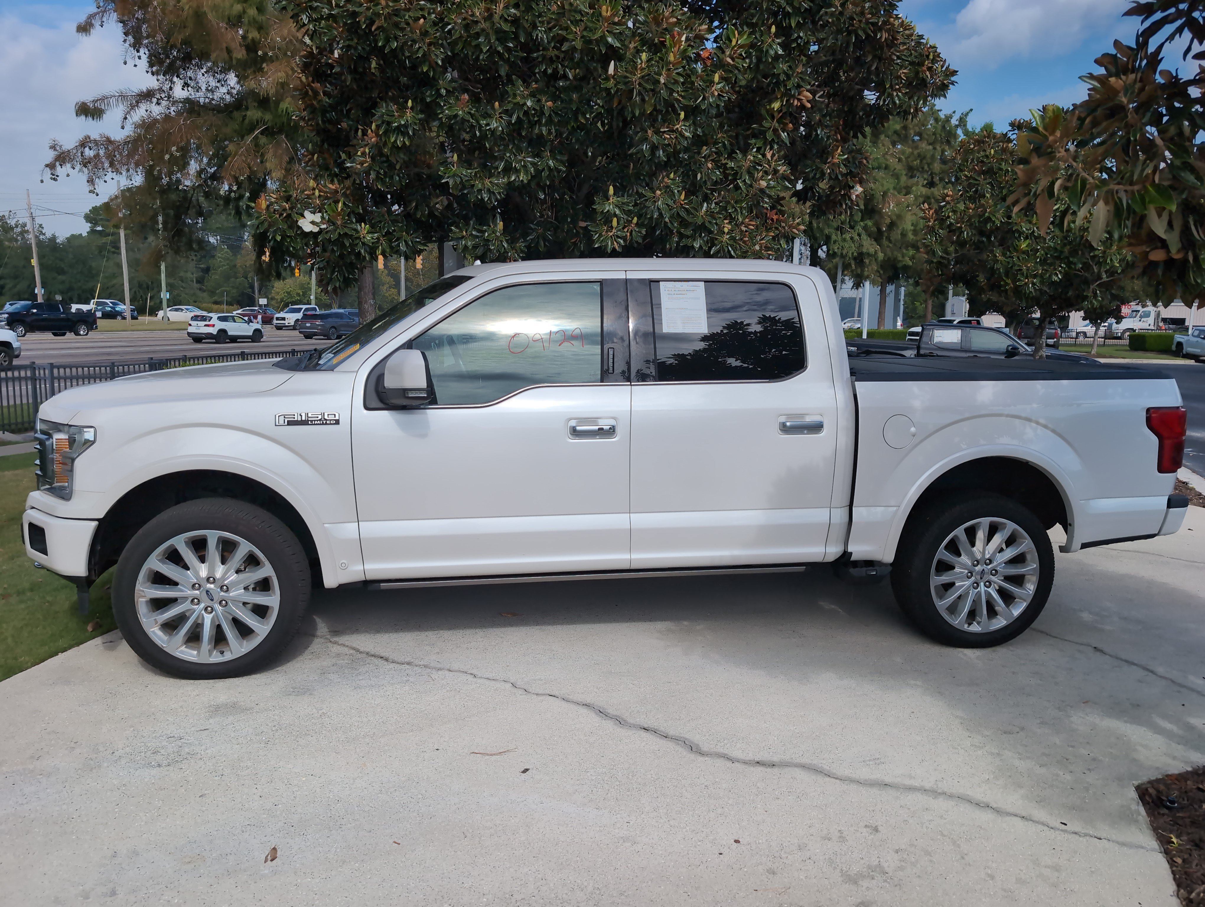 Used 2018 Ford F150 Limited w/ Trailer Tow Package AWD/4WD image 7