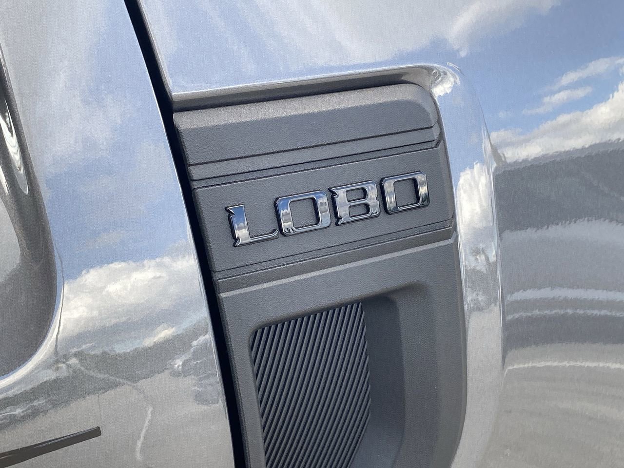 New 2026 Ford Maverick Lobo AWD/4WD image 12