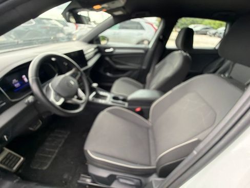 Used 2025 Volkswagen Jetta Sport FWD image 3