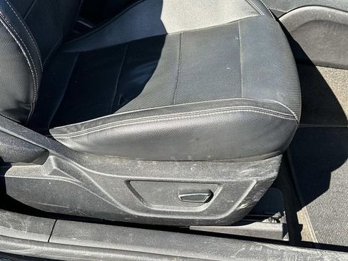 Used 2017 Ford Mustang Premium image 11