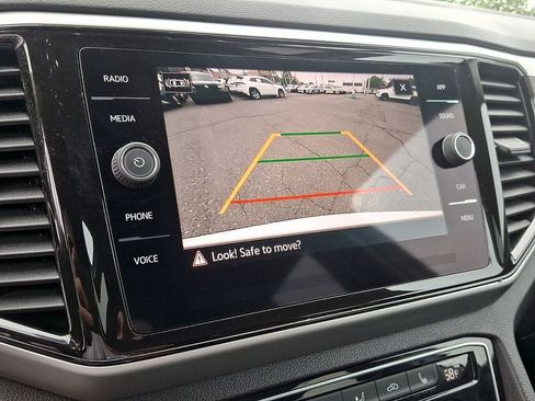 Certified 2023 Volkswagen Atlas SE AWD/4WD image 18