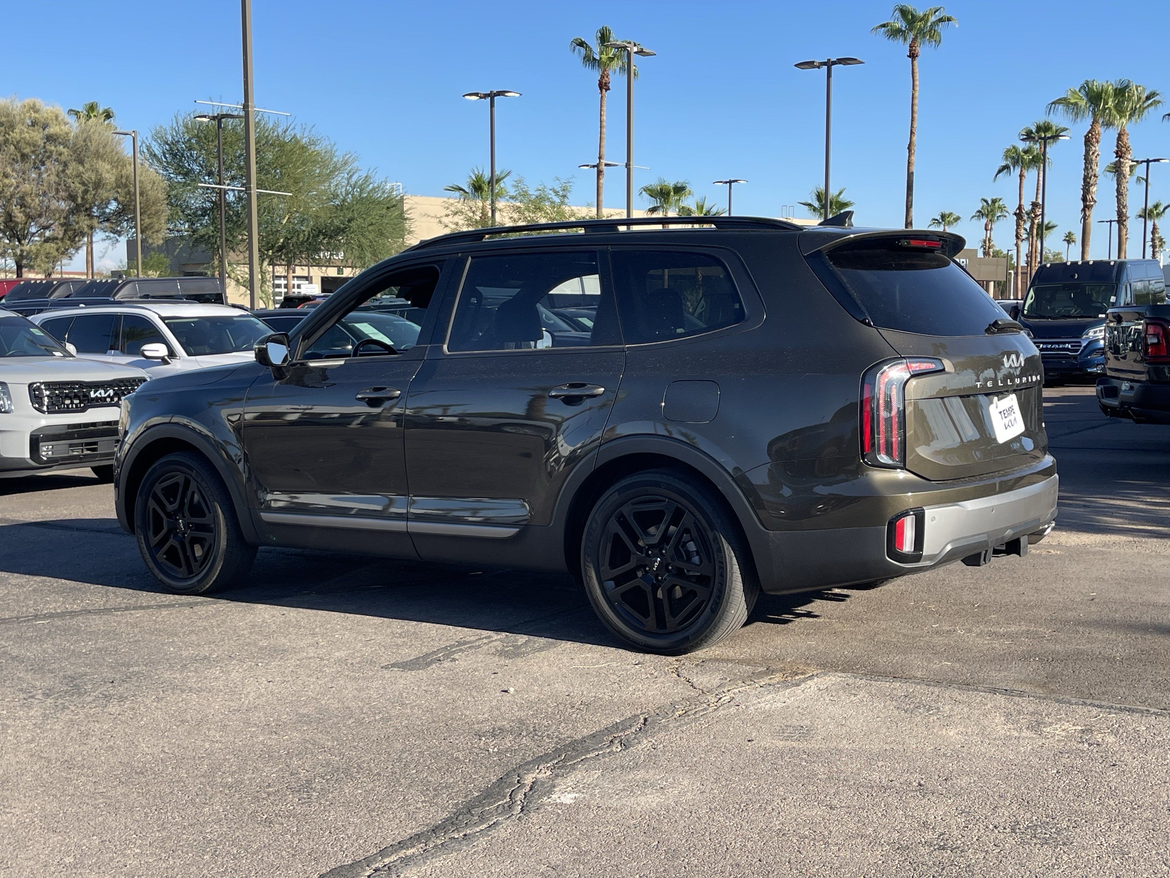 Certified 2023 Kia Telluride SX Prestige X-Line AWD/4WD image 4