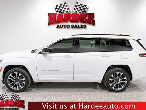 Used 2025 Jeep Grand Cherokee L Overland AWD/4WD image 1