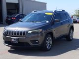 Used 2019 Jeep Cherokee Latitude Plus w/ Comfort/Convenience Group image 4