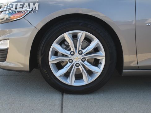 Used 2024 Chevrolet Malibu LT FWD image 31