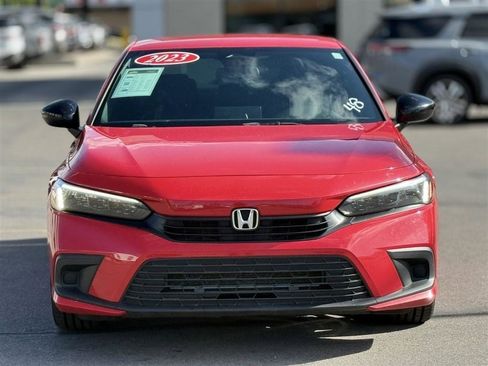 Used 2023 Honda Civic Sport image 2